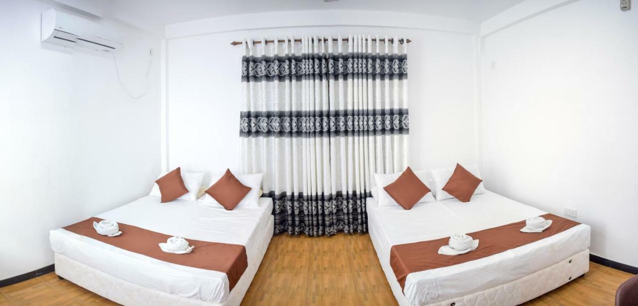 פולונרואה Lion Resort מראה חיצוני תמונה